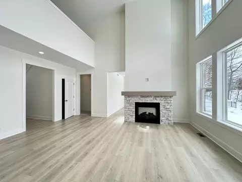 8143 Eagle Peak Dr, Jenison, MI 49428 photo 25