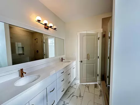 8143 Eagle Peak Dr, Jenison, MI 49428 photo 17