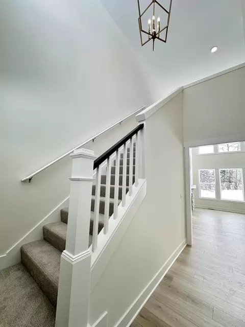 8143 Eagle Peak Dr, Jenison, MI 49428 photo 31