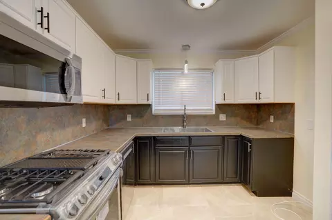 3357 Jacque St, Flint, MI 48532 photo 14