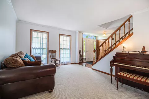 845 Sciomeadow Dr, Ann Arbor, MI 48103 photo 9
