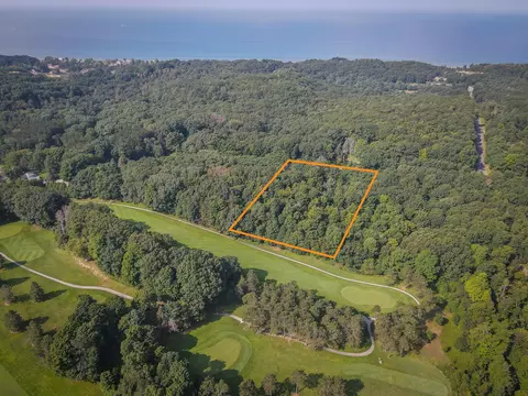 Vl 3.6a S Scenic Drive, Shelby, MI 49455