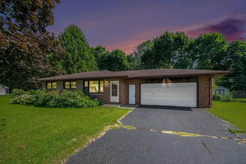1628 Trebor Rd, St. Joseph, MI 49085