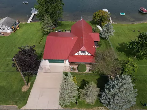 214 Sunset Dr, Dowling, MI 49050 photo 2