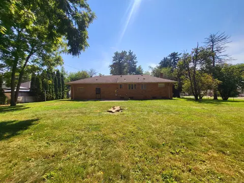 26748 Baske St, Taylor, MI 48180 photo 4