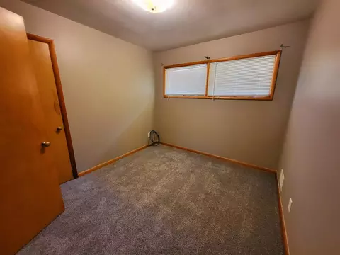 26748 Baske St, Taylor, MI 48180 photo 17