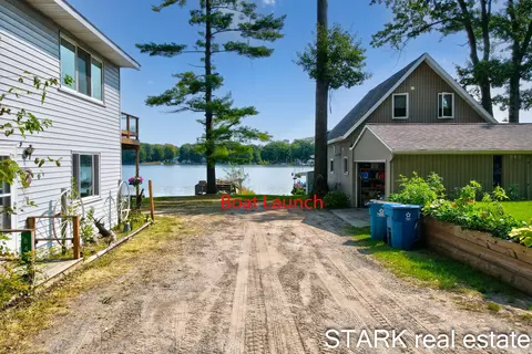 845 W Locust St, White Cloud, MI 49349 photo 32