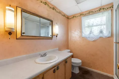 6513 Chrismac St, Jackson, MI 49201 photo 9