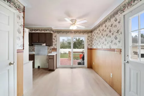 6513 Chrismac St, Jackson, MI 49201 photo 5
