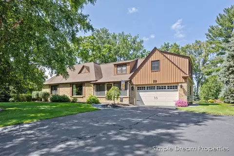 2735 Coit Ave NE, Grand Rapids, MI 49505