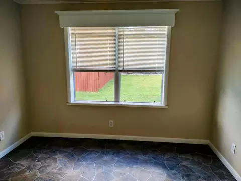 1128 Howard St, Jackson, MI 49202 photo 9