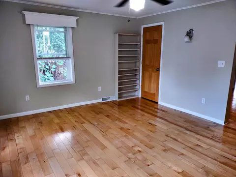 1128 Howard St, Jackson, MI 49202 photo 6