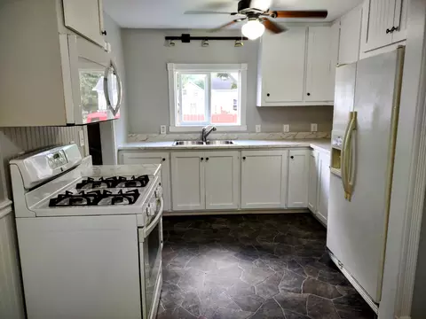 1128 Howard St, Jackson, MI 49202 photo 14