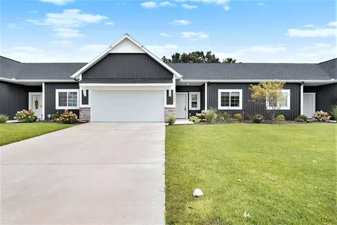 5267 Marindy St SE #30, Caledonia, MI 49316