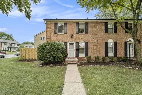 3459 Burbank Dr #79, Ann Arbor, MI 48105