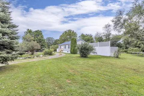 4372 Moscow Rd, Spring Arbor, MI 49283 photo 2