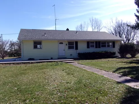 26887 Mintdale Rd, Sturgis, MI 49091