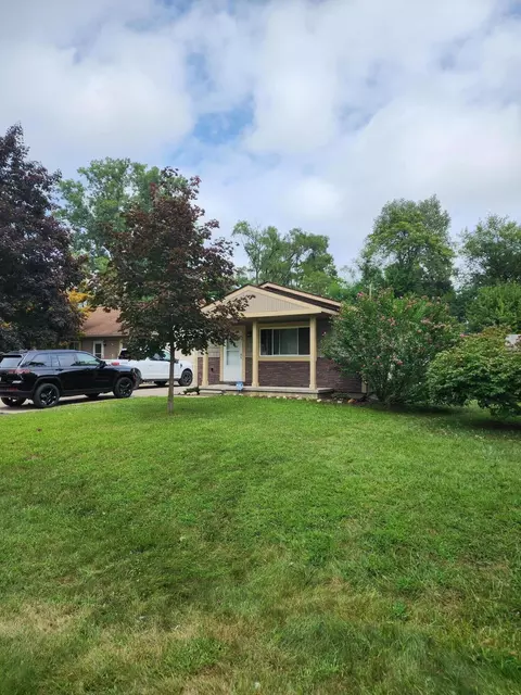 21120 Negaunee, Southfield, MI 48033