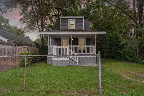 305 Hudson Ave, Jackson, MI 49203