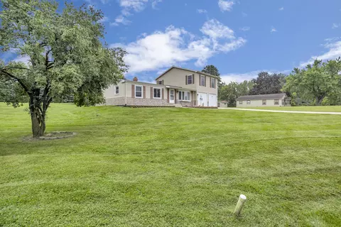 10811 N Waldron Rd, Jerome, MI 49249