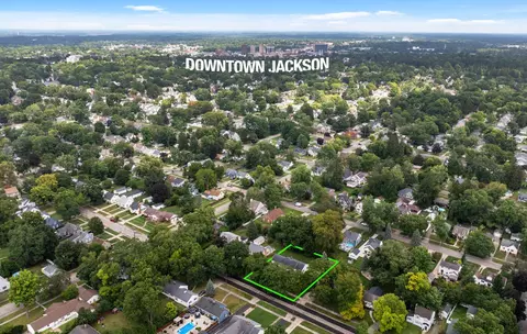 1111 S Bowen St, Jackson, MI 49203 photo 34