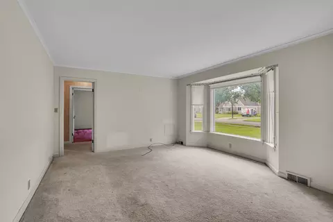 1111 S Bowen St, Jackson, MI 49203 photo 7