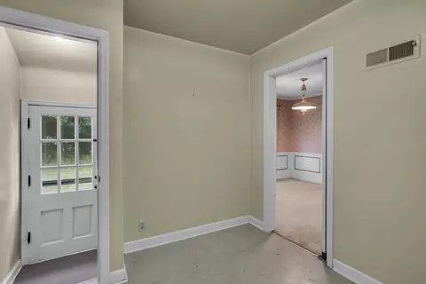 1111 S Bowen St, Jackson, MI 49203 photo 15