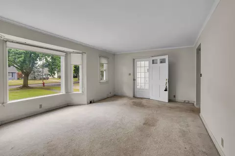 1111 S Bowen St, Jackson, MI 49203 photo 8