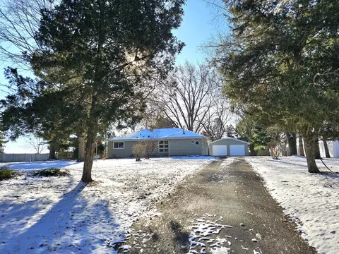 113 E Chicago Rd, Coldwater, MI 49036 photo 3
