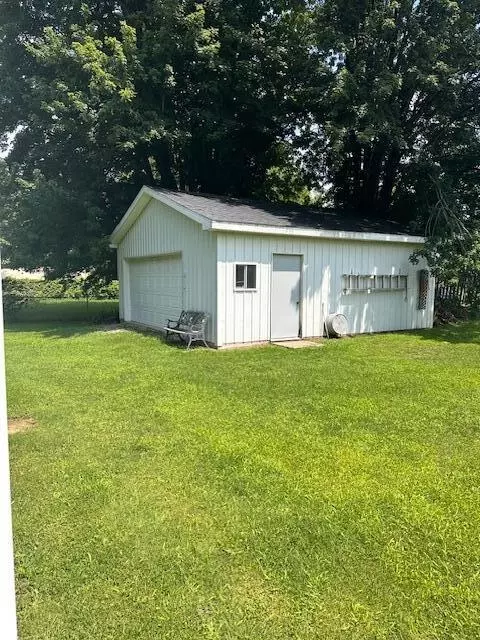6477 Laredo Dr, Jackson, MI 49201 photo 3