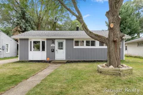 1626 Matilda St NE, Grand Rapids, MI 49503