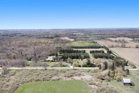 V/l Chauvez, Custer, MI 49405 photo 3