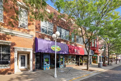 312 State St #2, St. Joseph, MI 49085