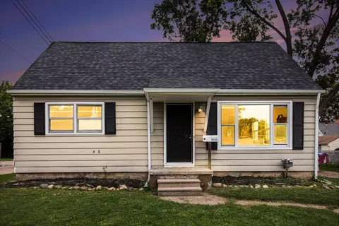 1826 W Rundle Ave, Lansing, MI 48910