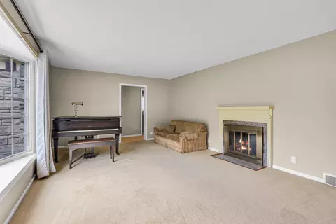 929 Albright Dr, Jackson, MI 49203 photo 9