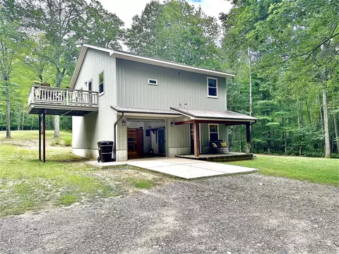 23189 13 Mile Rd, Big Rapids, MI 49307