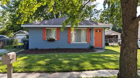 11335 Eastside Dr, Plymouth, MI 48170