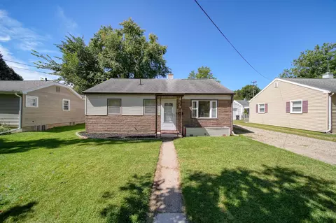 838 Fleming Ave, Jackson, MI 49202