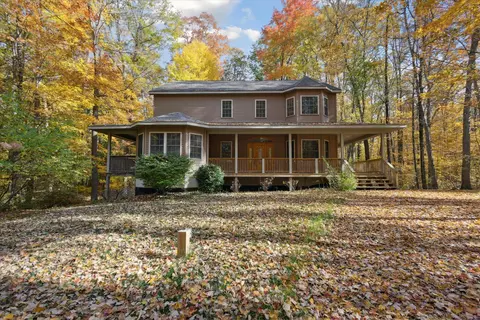 9675 Rentsman St NE, Cedar Springs, MI 49319
