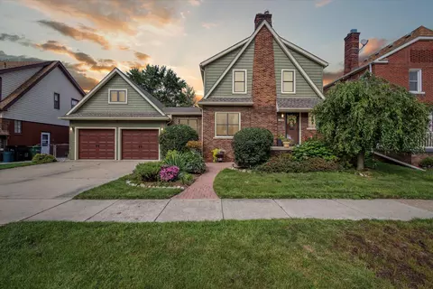 15058 Philomene Blvd, Allen Park, MI 48101