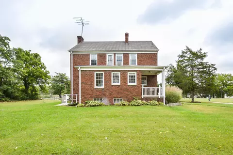 6520 Mckean Rd, Ypsilanti, MI 48197