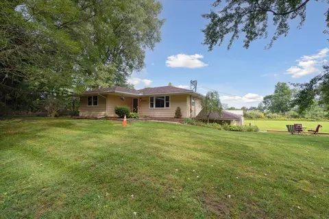 4490 Trumble Rd, Jackson, MI 49201 photo 2