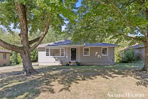 2859 Gerald Ave NE, Grand Rapids, MI 49505