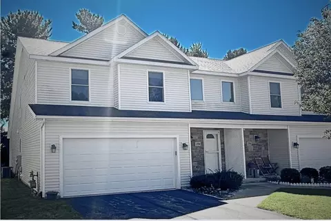 2550 Holiday House Rd #9, St. Joseph, MI 49085