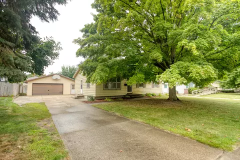 1500 Ariebill St SW, Wyoming, MI 49509