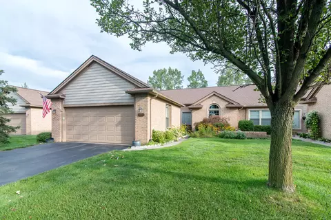 4855 Lone Oak Ct, Ann Arbor, MI 48108