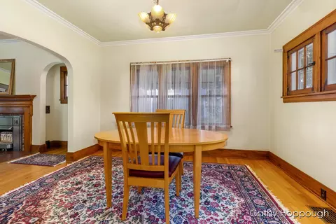 242 E Washington St, Ionia, MI 48846 photo 12