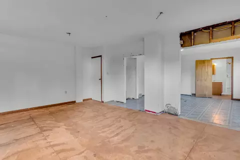 1102 E South St, Jackson, MI 49203 photo 3