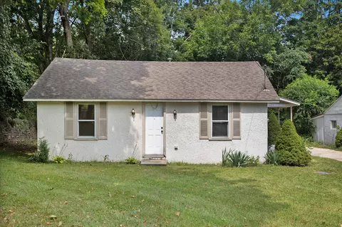 1434 Blakeslee St, Kalamazoo, MI 49006
