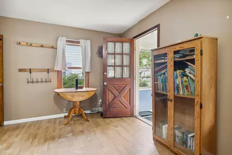 1534 Maple St, Niles, MI 49120 photo 7
